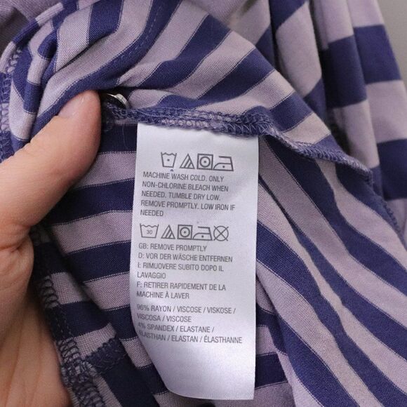 Logo Lori Goldstein | Striped V Neck Sleeveless Tunic Blouse - Picture 7 of 8